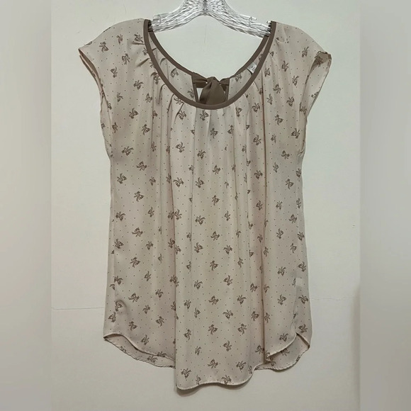 Lauren Conrad Top Blouse. Cream Brown Polka dots and Bows Medium - Picture 1 of 11